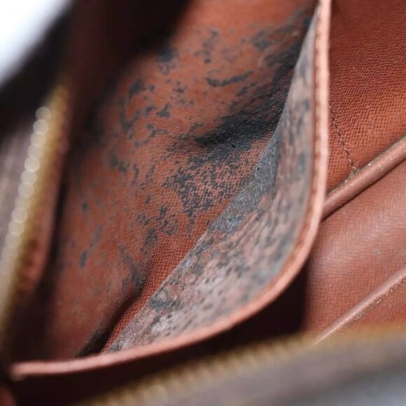 LOUIS VUITTON Monogram Compiegne 28 Clutch Bag - Picture 11 of 15